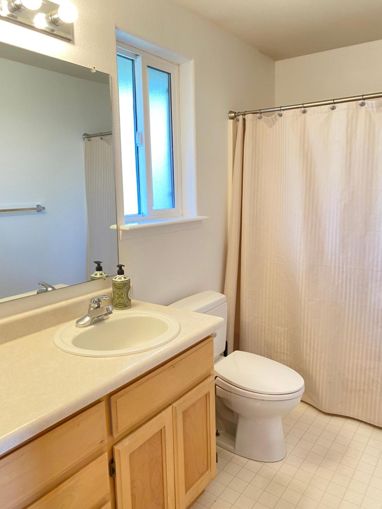 Villa Hot Tub! King Bed-Firepitt-Near Airport& Freeway Medford Exterior foto